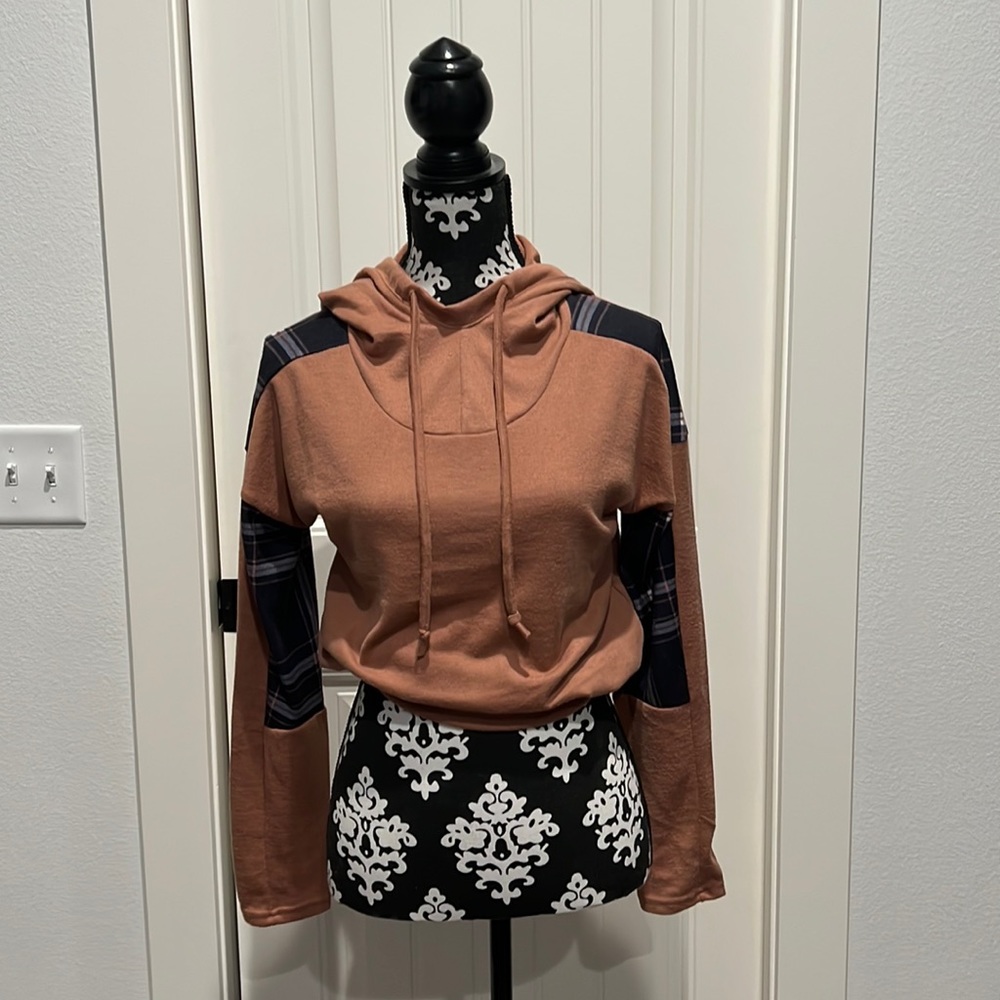 Versiona crop Hoodie💕